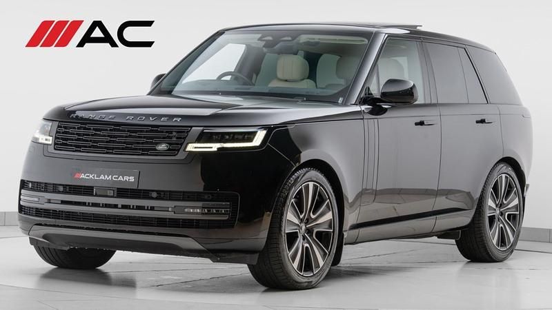 Black Used 2025 Land Rover Range Rover HSE SUV | £93,990 (Super price) - Image 1/4