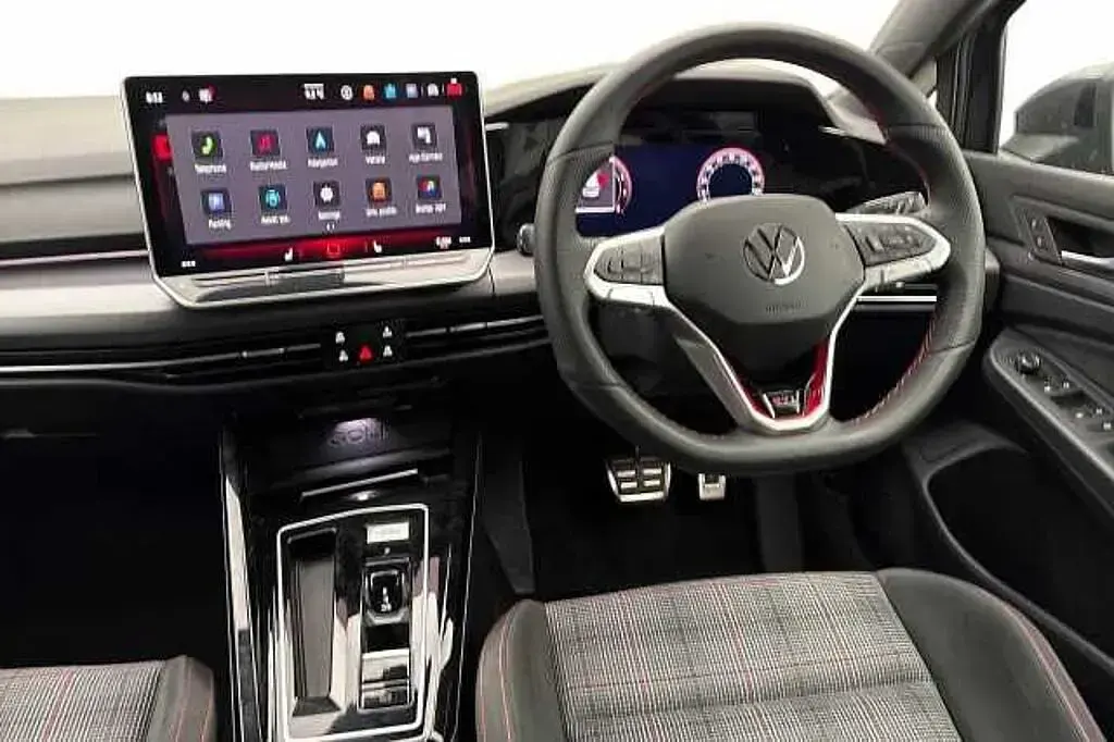 New VW Golf VIII 265 HP (194 kW) 2025