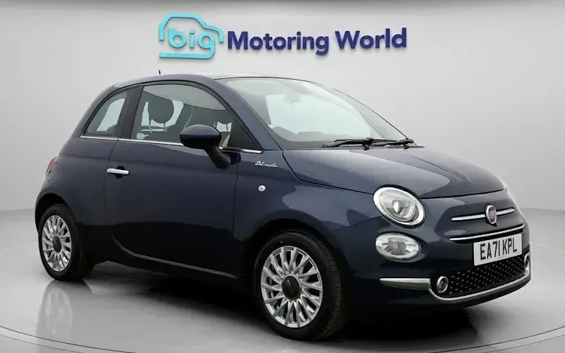 Used Fiat 500 Dolcevita 70 HP (51 kW) 2022 Hatchback