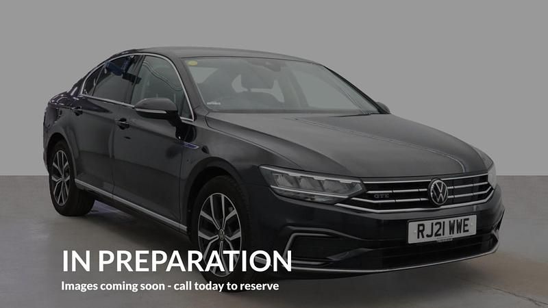 Black Used 2021 VW Passat GTE Sedan | £15,980 (Fair price) - Image 1/4