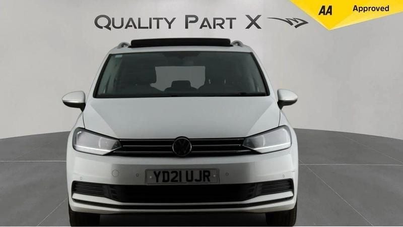 Used VW Touran Family 150 HP (110 kW) 2021 White MPV