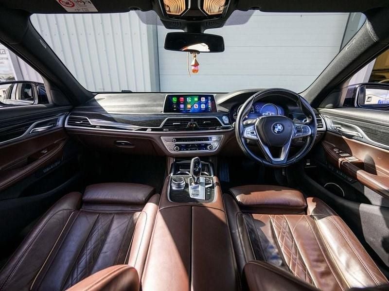 Used BMW 730 M Sport 265 HP (194 kW) 2016 Black Sedan