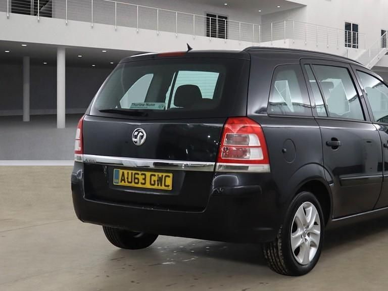 Used Vauxhall Zafira 115 HP (84 kW) 2013 Black MPV