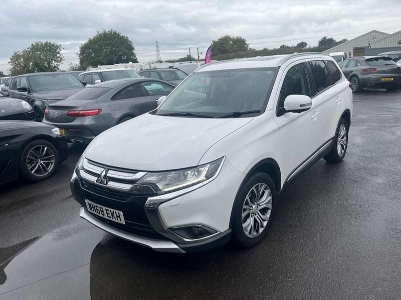 White Used 2018 Mitsubishi Outlander SUV | £14,495 (A bit pricey) - Image 1/2