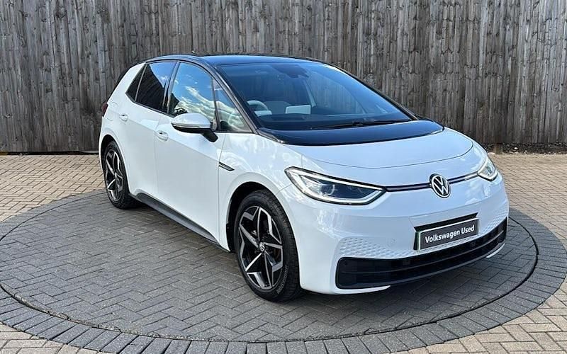 White Used 2021 VW ID.3 Pro Hatchback | £19,299 (Fair price) - Image 1/2