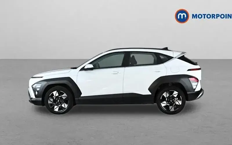 Used Hyundai Kona Advanced 137 HP (100 kW) 2026 White SUV