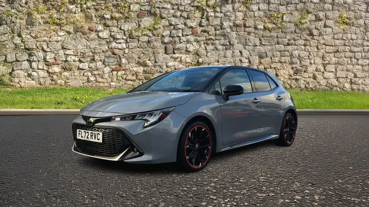 Used Toyota Corolla Sport 121 HP (88 kW) 2022 Grey/black Hatchback