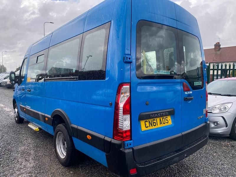 Used Renault Master 2011 Blue Van