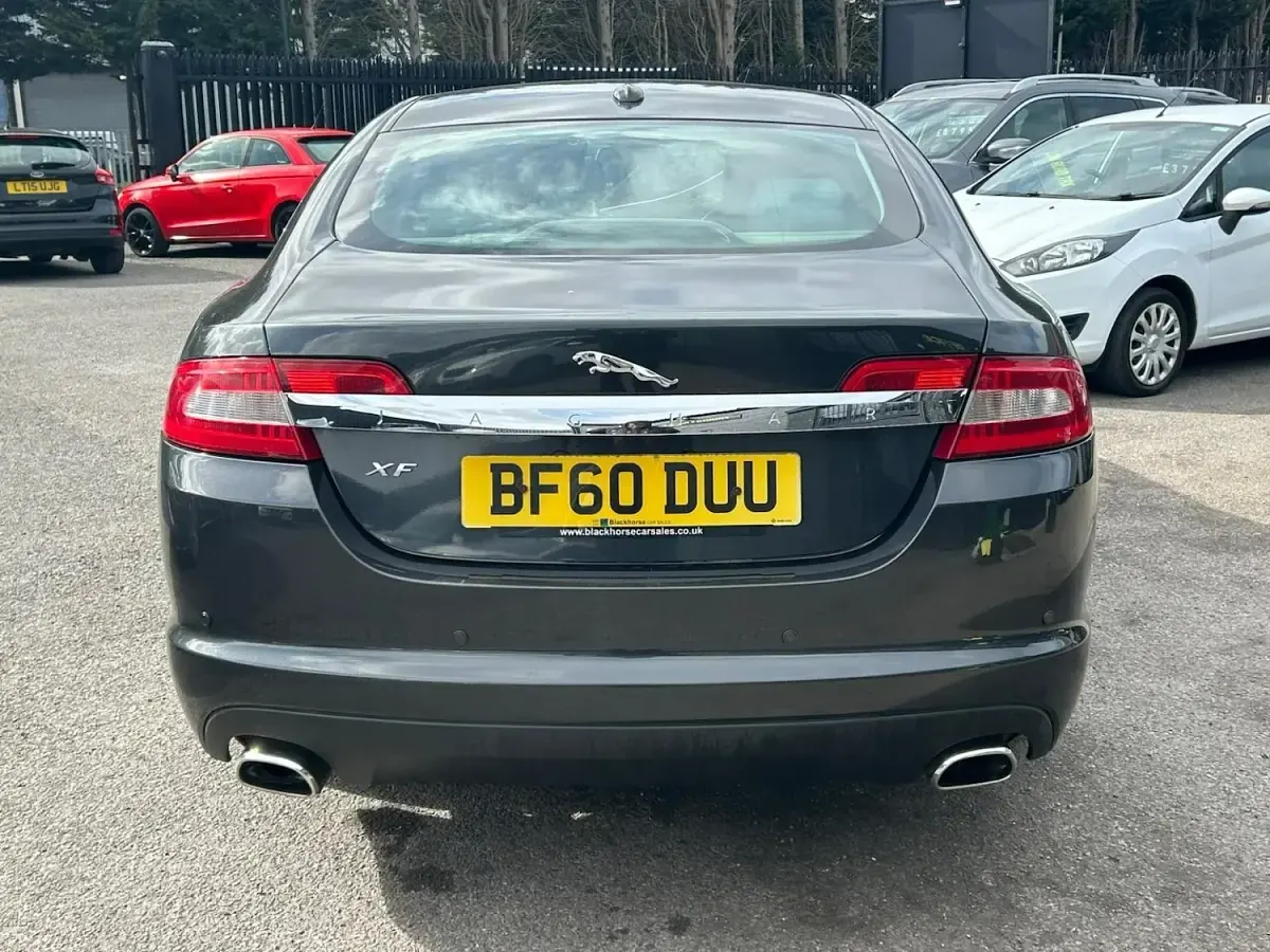 Used Jaguar XF Premium Luxury 236 HP (173 kW) 2010 Grey Sedan