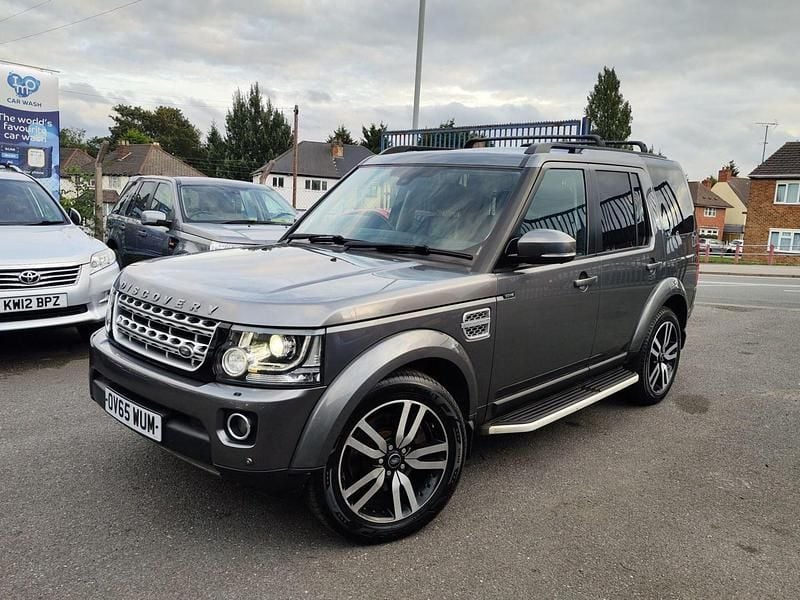 Grey Used 2015 Land Rover Discovery 4 HSE Luxury SUV | £18,000 (Fair price) - Image 1/4