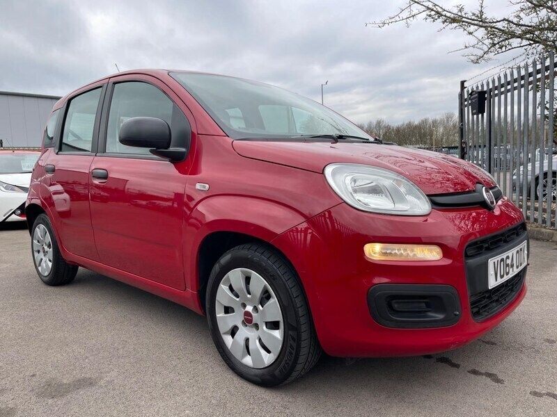 Red Used 2014 Fiat Panda Pop Hatchback | £4,250 (Fair price) - Image 1/4