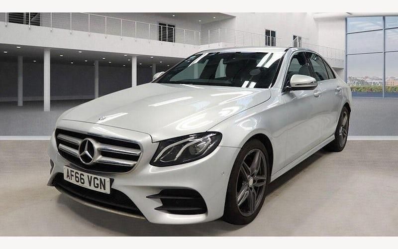 Used Mercedes E220 AMG line 194 HP (142 kW) 2019 Sedan
