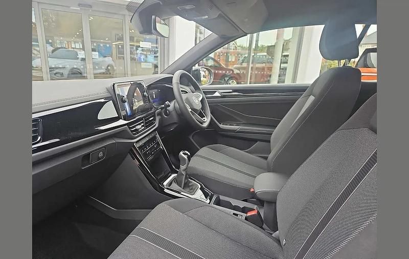 New VW T-Roc Cabriolet Style 148 HP (108 kW) 2025 White Cabriolet