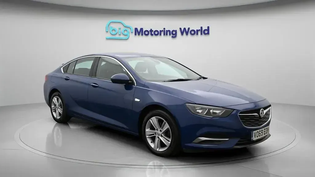 Used Vauxhall Insignia Sport 165 HP (121 kW) 2019 Hatchback