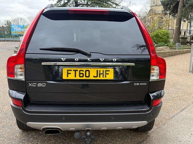 Usado Volvo XC90 Executive 200 HP (147 kW) 2010 Preto SUV