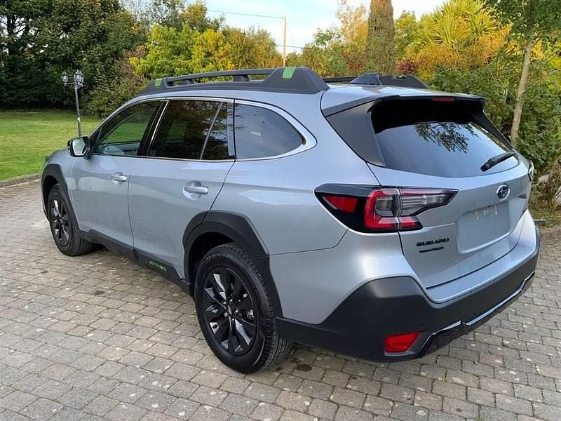 Used Subaru Outback 180 HP (132 kW) 2025 Silver Estate