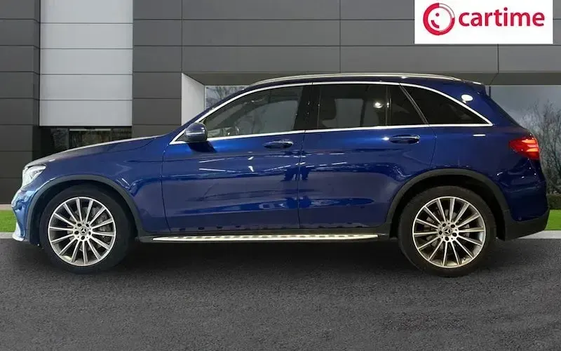 Used Mercedes GLC350 AMG line 258 HP (189 kW) 2018 Blue SUV