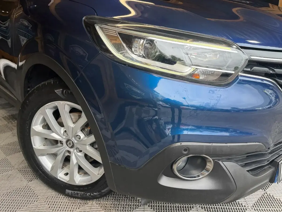 Usado Renault Kadjar Dynamique 110 HP (80 kW) 2016 Azul SUV