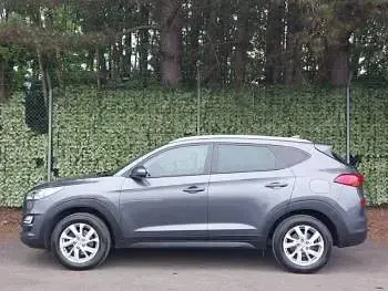 Used Hyundai Tucson SE 132 HP (97 kW) 2018 Grey SUV