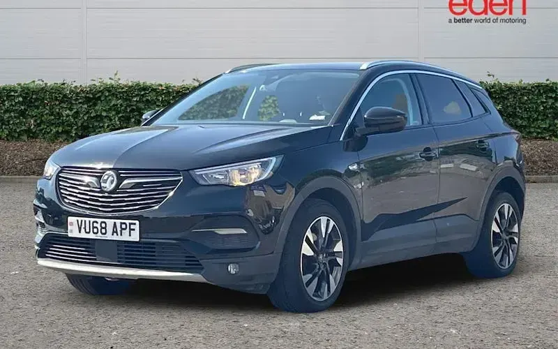 Used Vauxhall Grandland X Sport 131 HP (96 kW) 2018 Black SUV