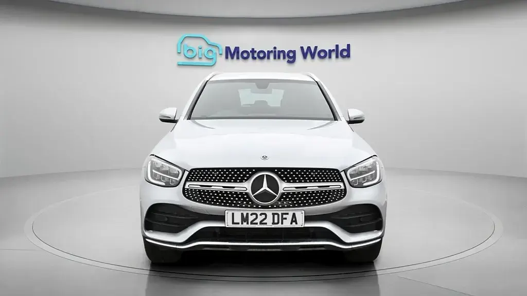 Used Mercedes GLC300e AMG line 333 HP (244 kW) 2022 Silver SUV