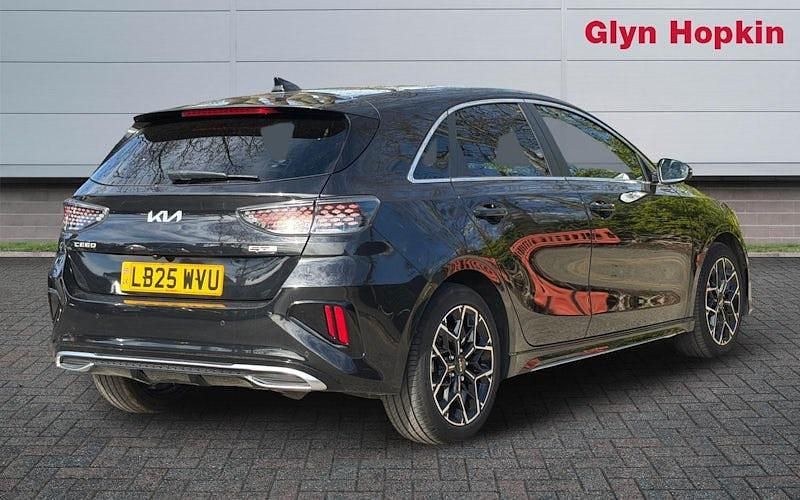 Used Kia Ceed GT-Line 140 HP (102 kW) 2024 Hatchback