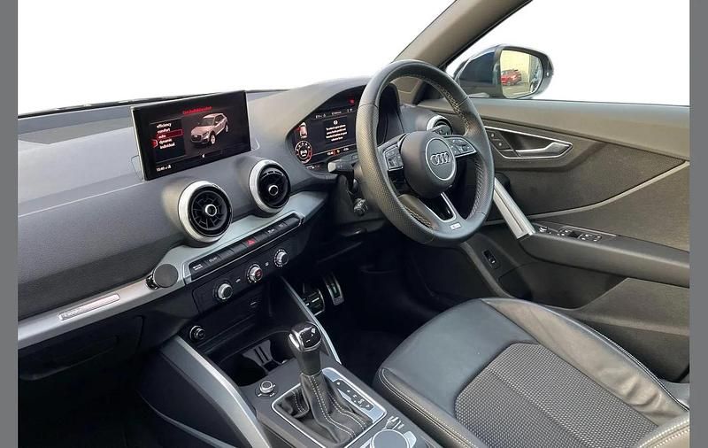 Used Audi Q2 S-Line 147 HP (108 kW) 2022 Blue SUV