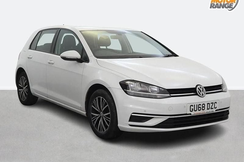 White Used 2018 VW Golf VII SE Hatchback | £9,895 (Fair price) - Image 1/1