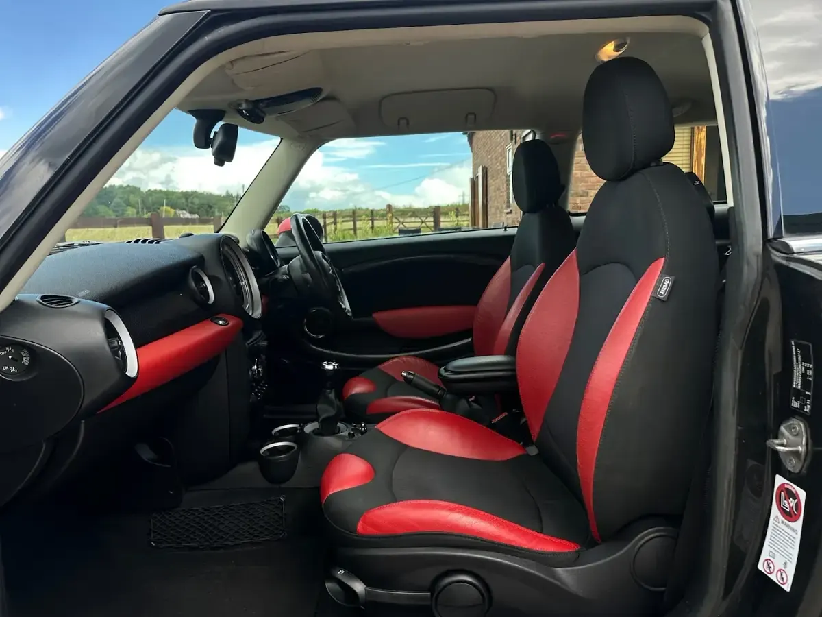 Used Mini Cooper S Hatch 184 HP (135 kW) 2011 Black Hatchback