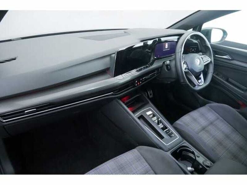 Image 2/4