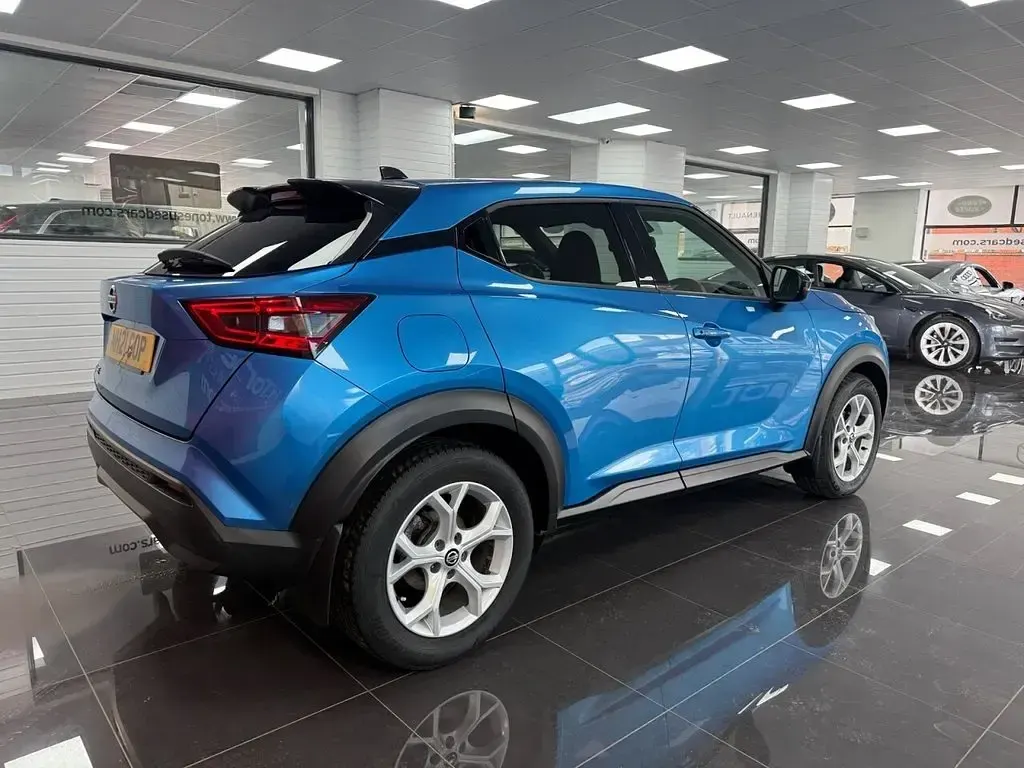 Used Nissan Juke N-Connecta 114 HP (83 kW) 2021 Blue SUV