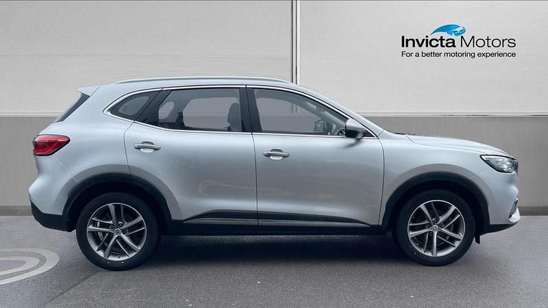 Used MG HS Excite 162 HP (119 kW) 2023 Silver SUV