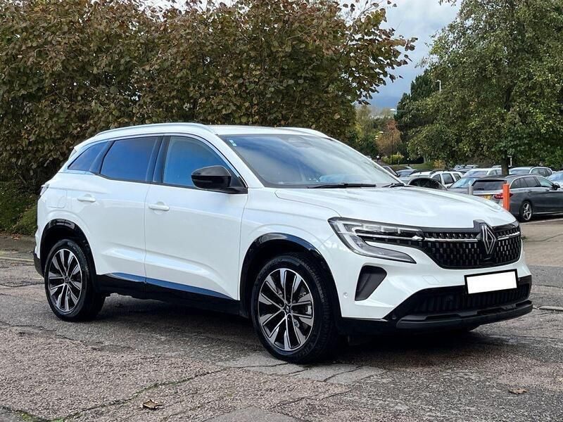 White Used 2024 Renault Austral Techno SUV | £22,371 (Good price) - Image 1/3