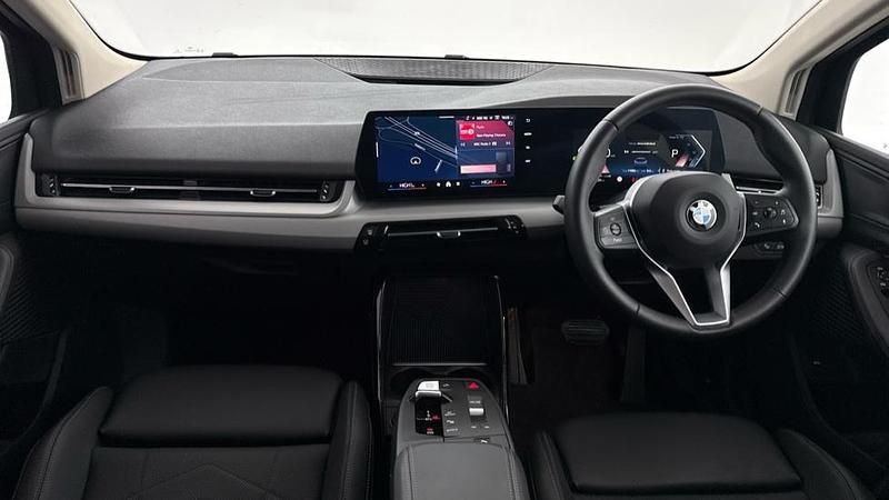 Used BMW 220 Active Tourer Sport Line 168 HP (123 kW) 2025 Blue MPV