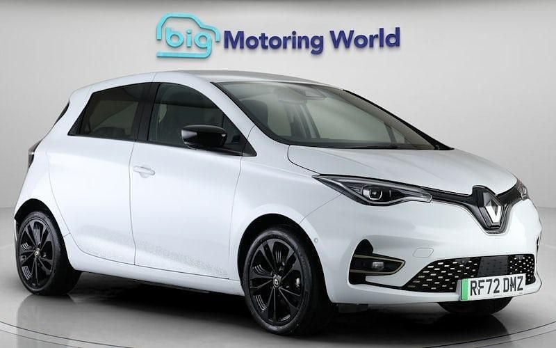 Used Renault Zoe Iconic 100 kW (136 HP) 2024 Hatchback