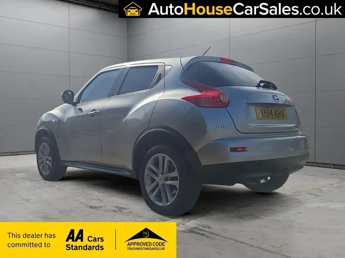 Used Nissan Juke Acenta 115 HP (84 kW) 2014 Silver SUV