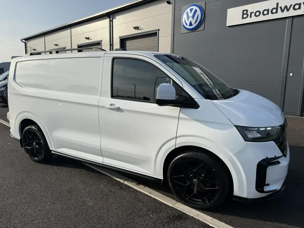 Used VW T7 2025 White Van