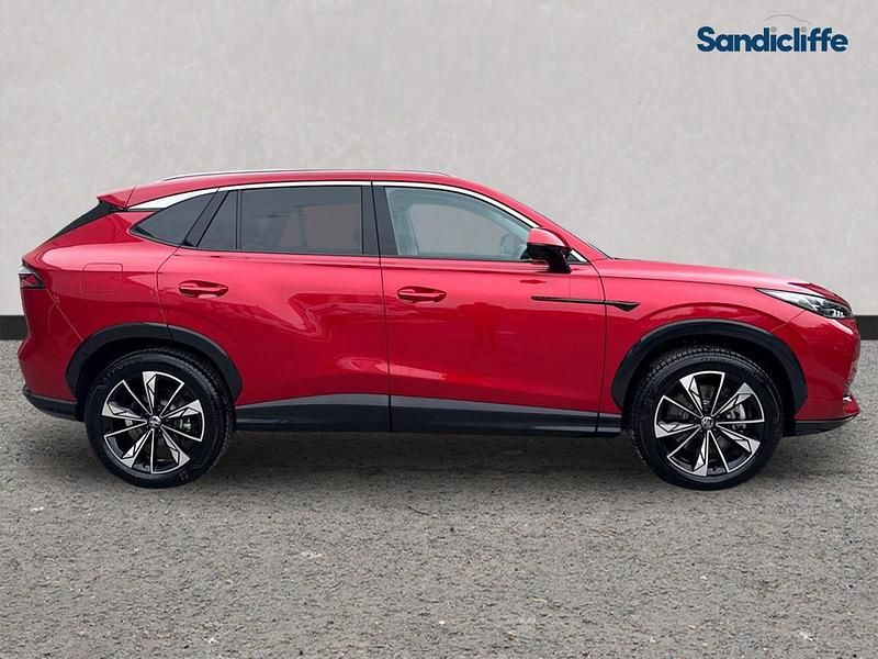 Used MG HS Trophy 224 HP (164 kW) 2024 Tri coat  dynamic red SUV
