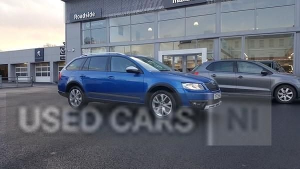 Used Skoda Octavia Scout 4x4 2015 Blue Hatchback