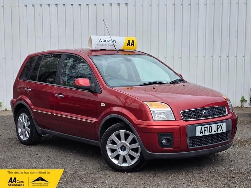 Used Ford Fusion Titanium 101 HP (74 kW) 2010 Red Hatchback