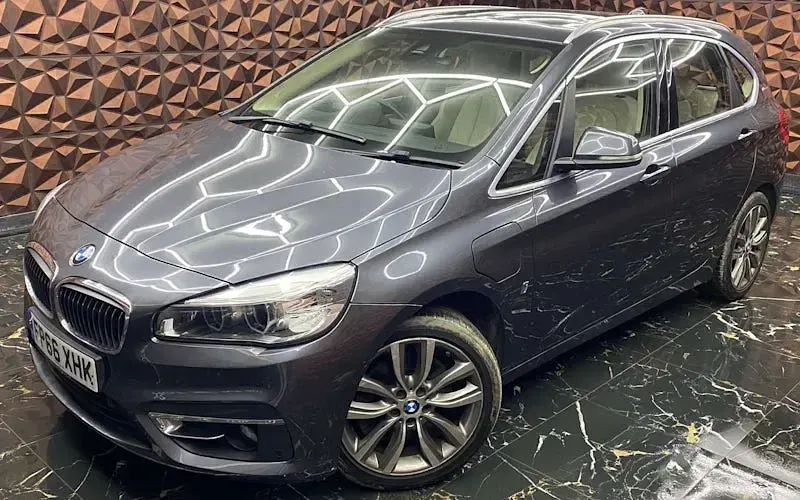Begagnad BMW 225 Luxury Line 224 HK (164 kW) 2017 Kombi