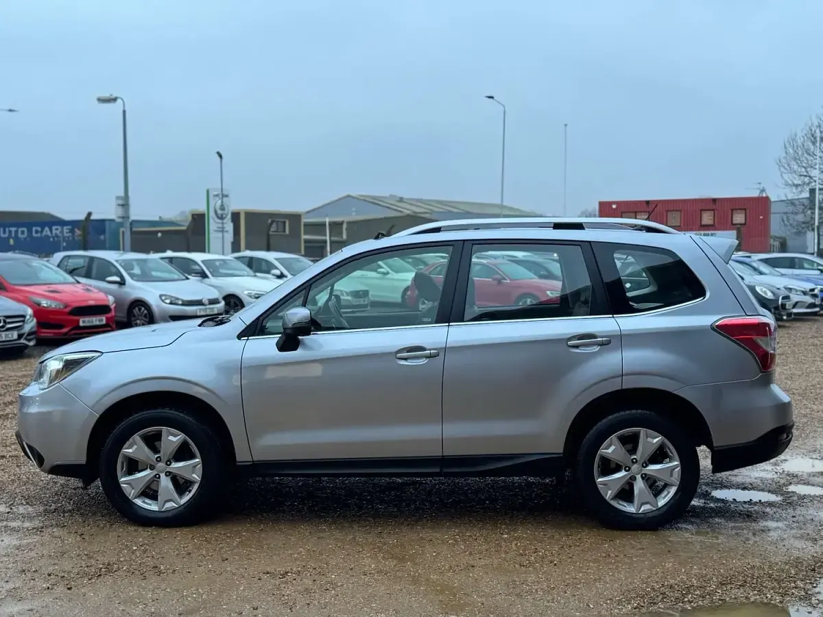 Used Subaru Forester Premium 240 HP (176 kW) 2013 Silver SUV