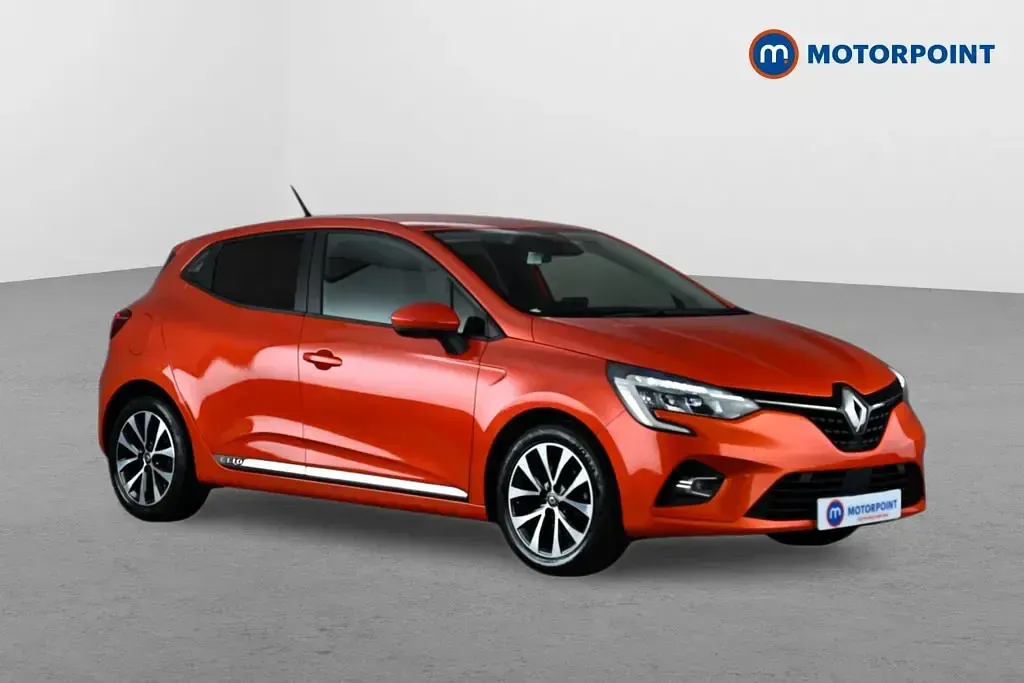 Used Renault Clio Iconic 101 HP (74 kW) 2019 Hatchback