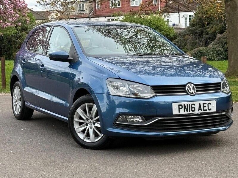 Blue Used 2016 VW Polo SE Hatchback | £9,200 (Fair price) - Image 1/4