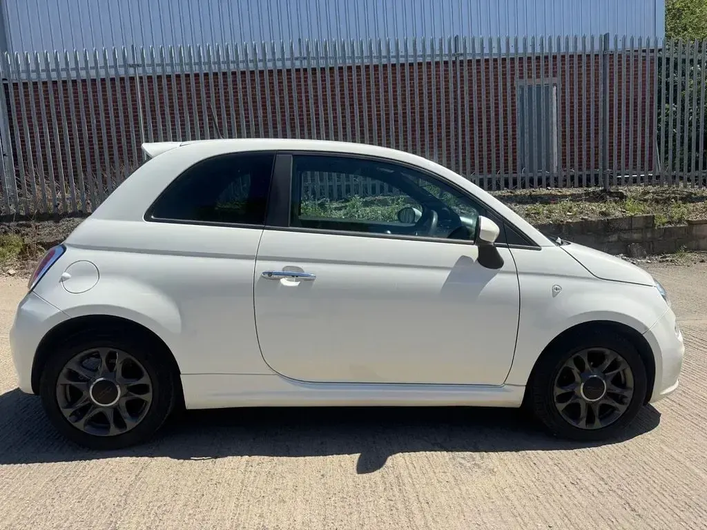 Used Fiat 500 S 69 HP (50 kW) 2014 White Hatchback