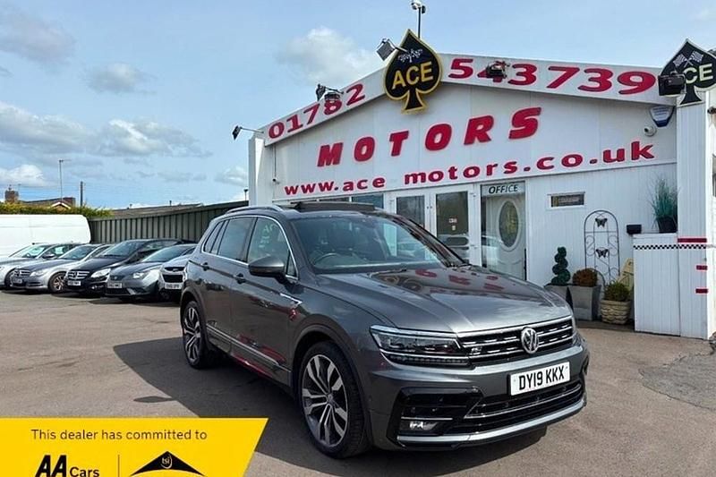 Used VW Tiguan R-line 150 HP (110 kW) 2019 Grey SUV