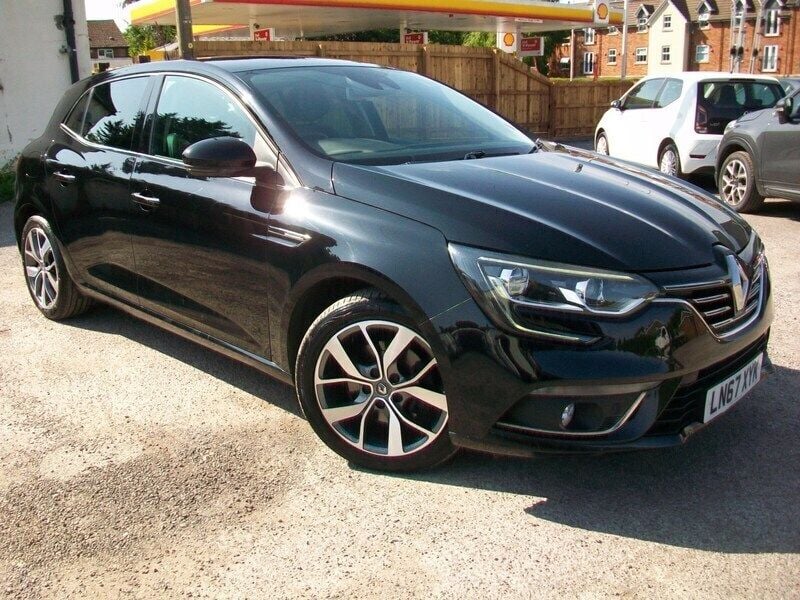 Black Used 2017 Renault Mégane IV Dynamique Hatchback | £7,999 (Fair price) - Image 1/4