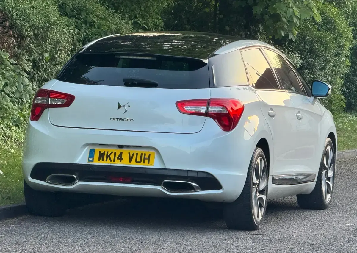 Używany Citroën DS5 2014 Biały Hatchback