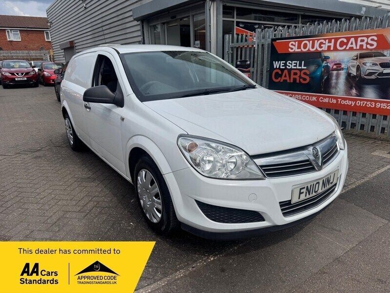 White Used 2010 Vauxhall Astra Club Van | £1,595 (Good price) - Image 1/4