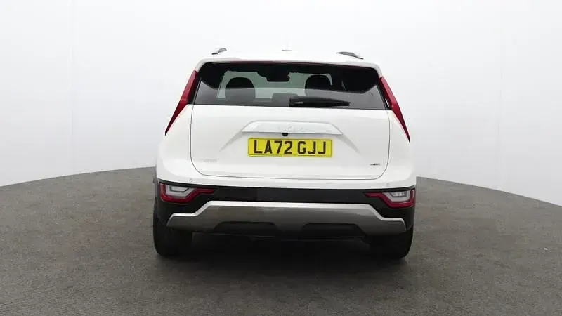 Used Kia Niro 139 HP (102 kW) 2022 White SUV